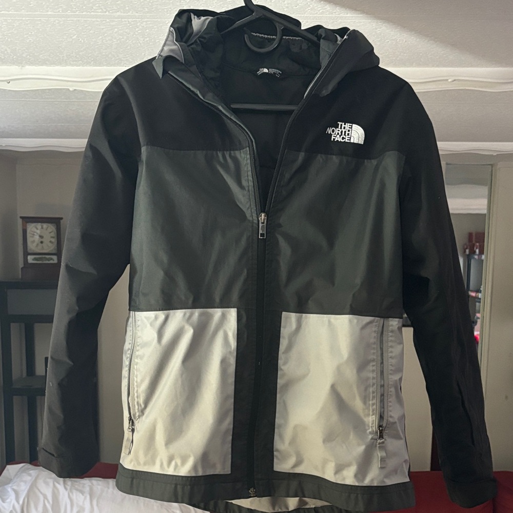 The North Face Kids Puffer Jacket - Black and Gray